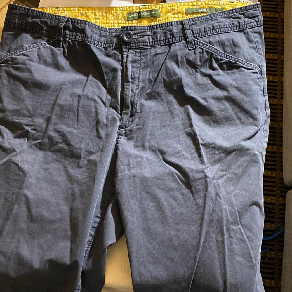 Eddie Bauer Mercer fit shorts 16
